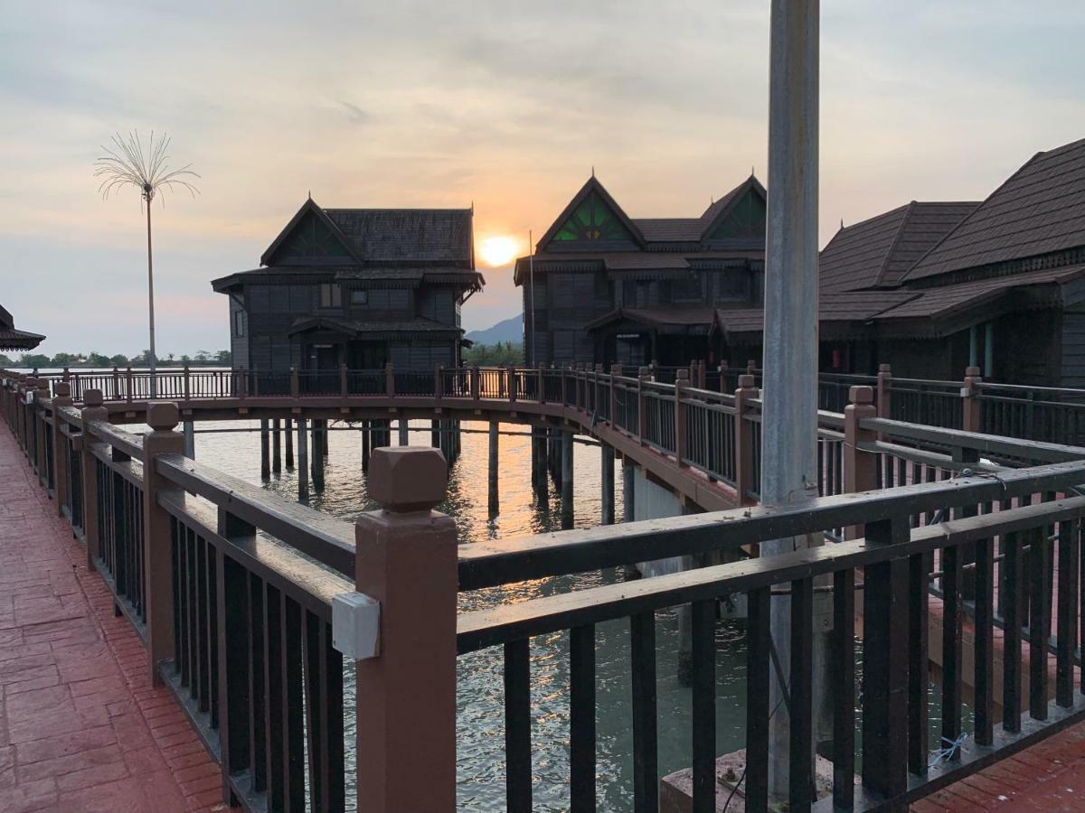 Langkawi Lagoon Resort Water Chalet ปันไตเจอนัง ภายนอก รูปภาพ